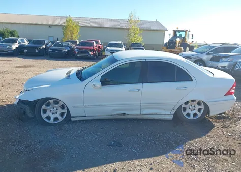 2006 Mercedes-Benz C 280 Luxury 4Matic из США, поврежденный, VIN WDBRF92H96F770179